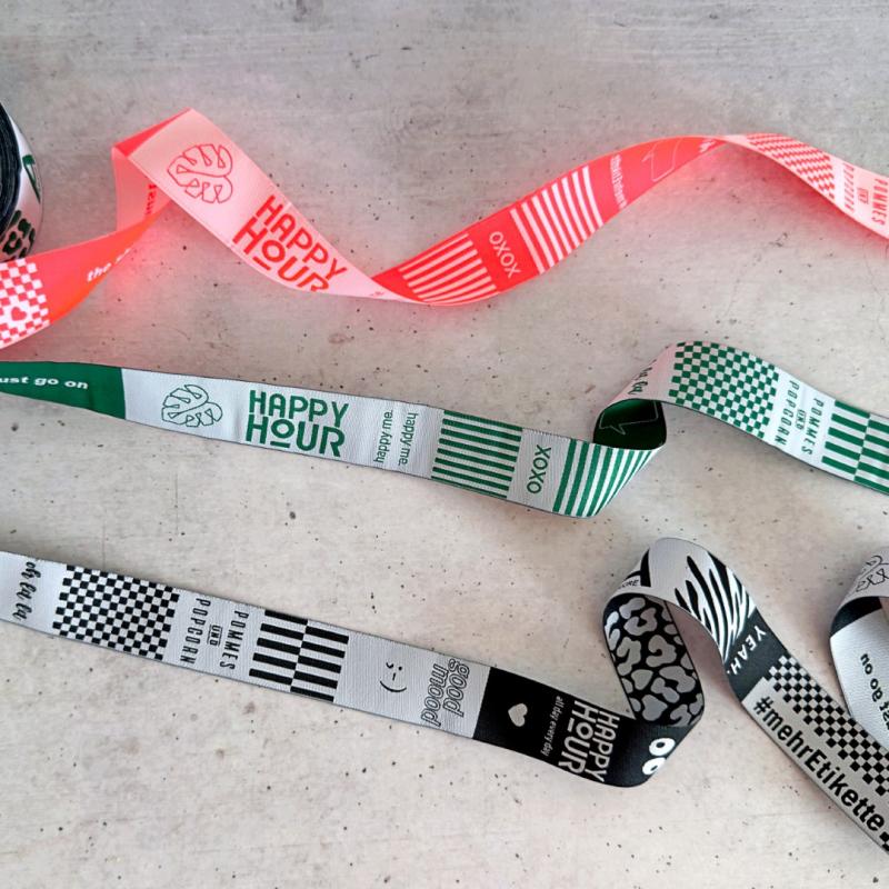 Webband #mehretikette Signature Band grün